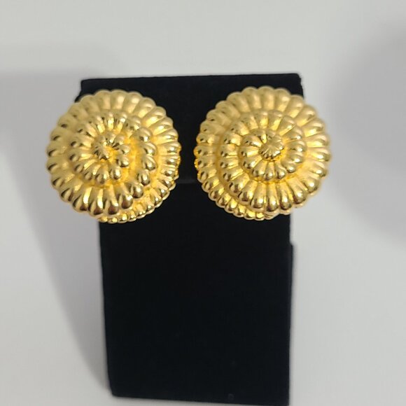 Alfred Sung Matt Gold Spiral Clip on Earrings-Vintage - Picture 5 of 9